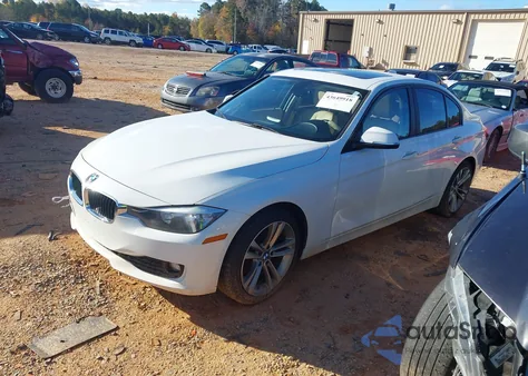 2013 BMW 320I xDrive z USA, uszkodzony, nr VIN WBA3C3C56DF983053